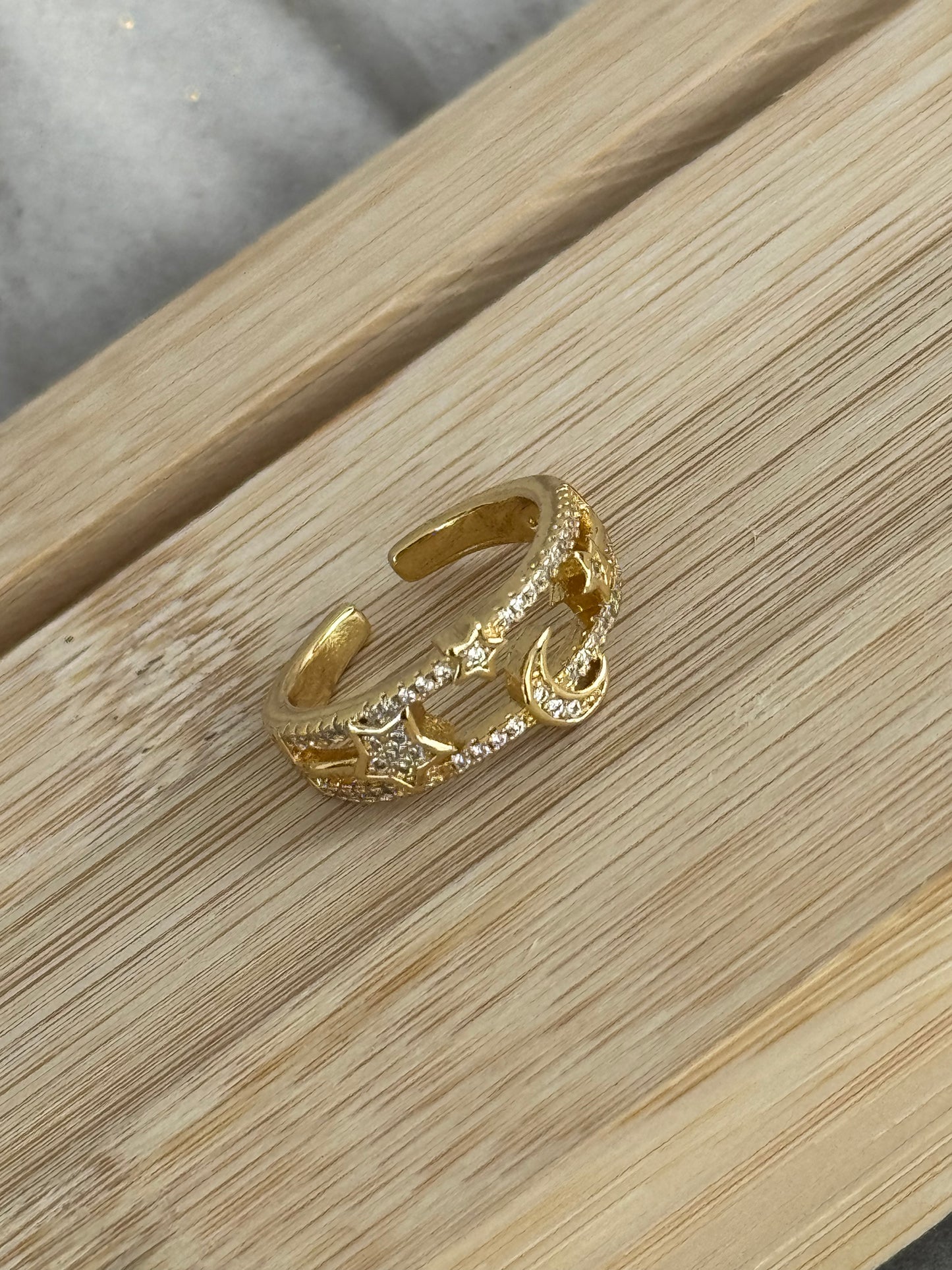 Star and moon ring